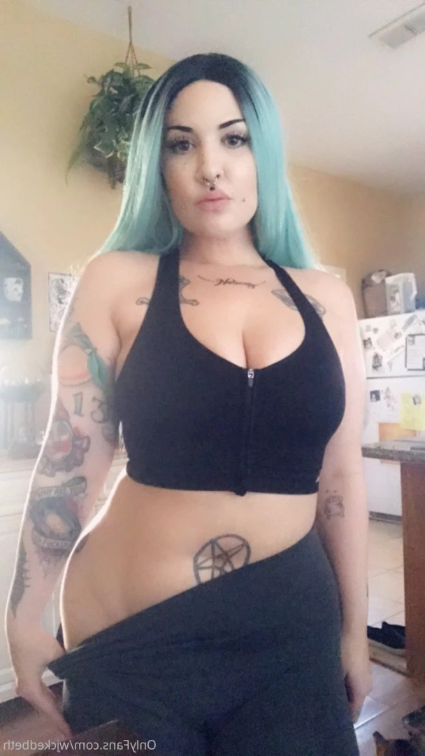 Backdoor Goth 🦇 [ bettyclark ] Onlyfans leaked photo 8817202 on Hotleaks.tv