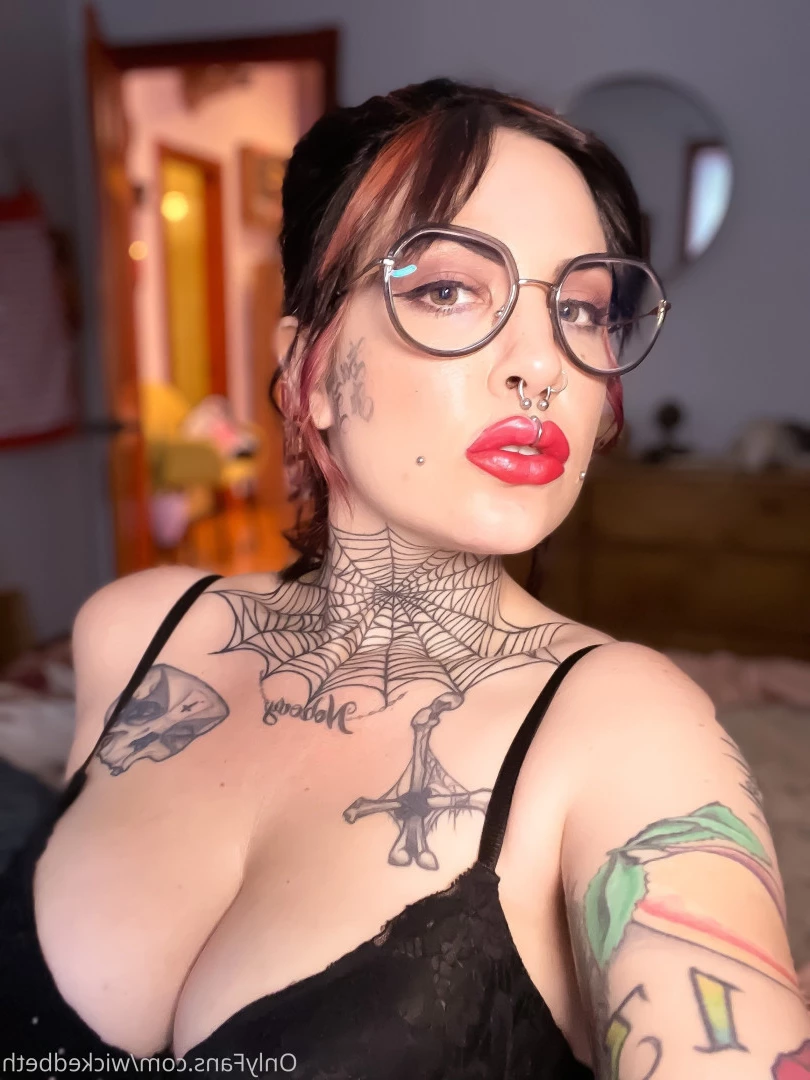 Backdoor Goth 🦇 [ bettyclark ] Onlyfans leaked photo 8819309 on Hotleaks.tv