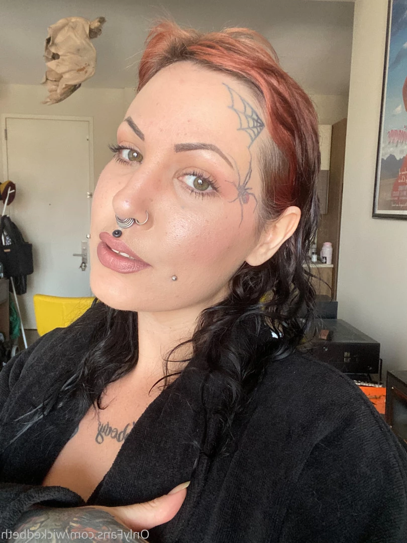Backdoor Goth 🦇 [ bettyclark ] Onlyfans leaked photo 8820457 on Hotleaks.tv