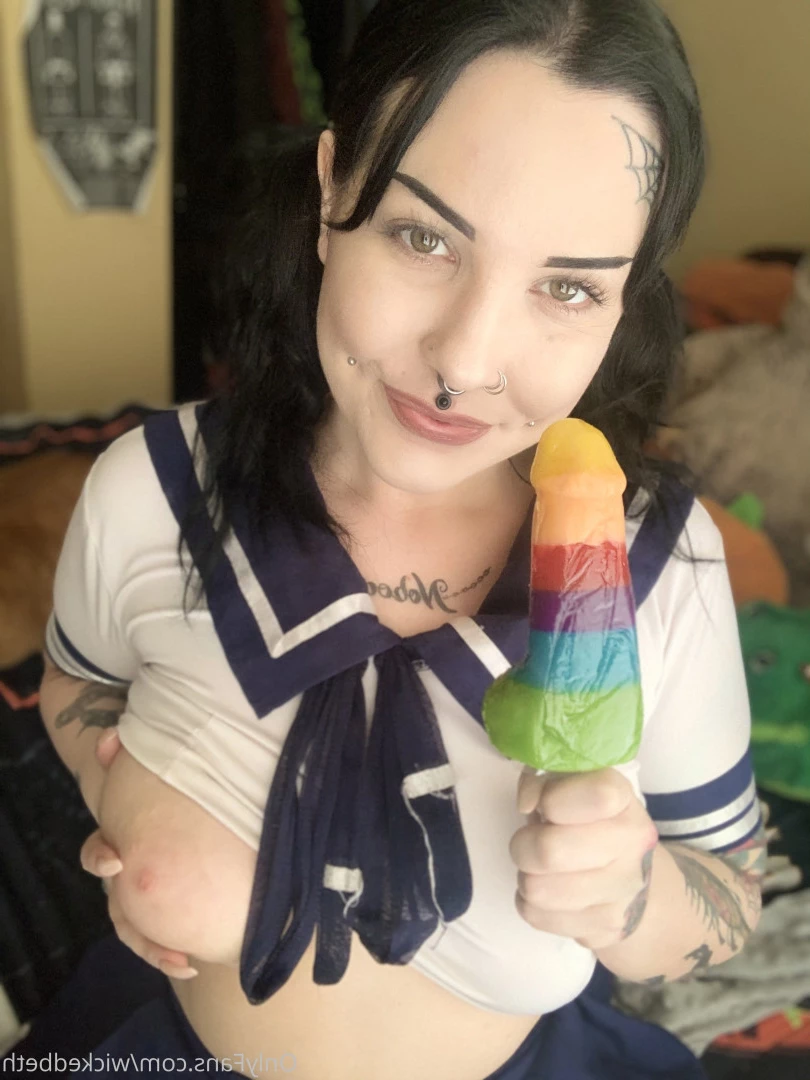 Backdoor Goth 🦇 [ bettyclark ] Onlyfans leaked photo 8823275 on Hotleaks.tv