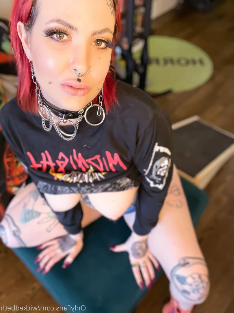 Backdoor Goth 🦇 [ bettyclark ] Onlyfans leaked photo 8824674 on Hotleaks.tv