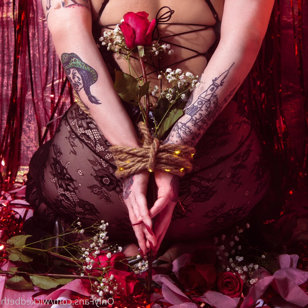 Backdoor Goth 🦇 [ bettyclark ] Onlyfans leaked photo 8828001 on Hotleaks.tv