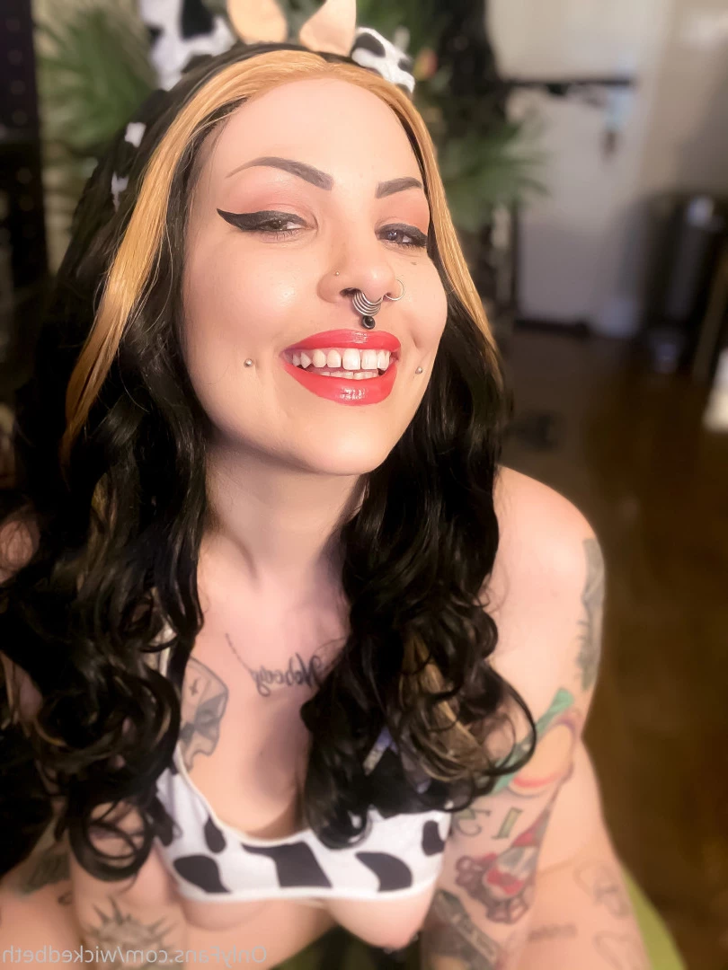 Backdoor Goth 🦇 [ bettyclark ] Onlyfans leaked photo 8828078 on Hotleaks.tv