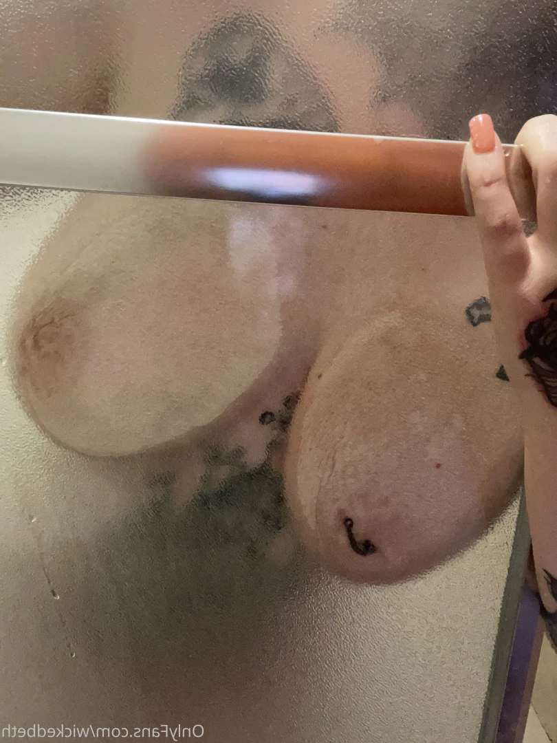 Backdoor Goth 🦇 [ bettyclark ] Onlyfans leaked photo 8828288 on Hotleaks.tv