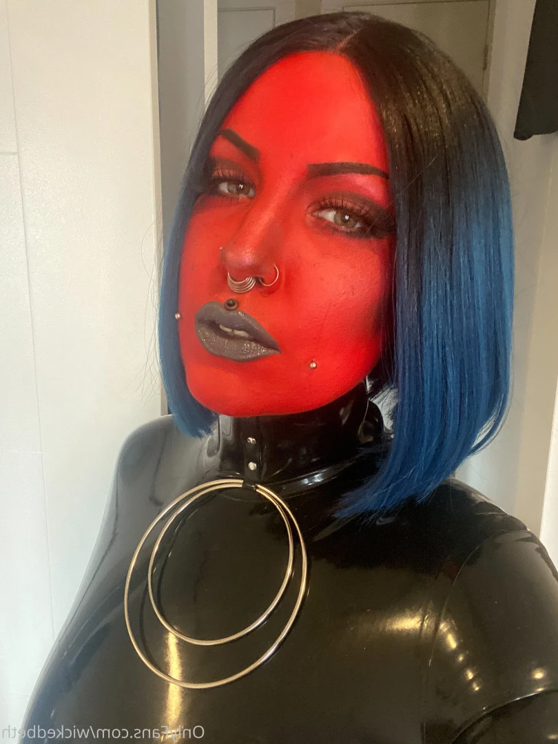 Backdoor Goth 🦇 [ bettyclark ] Onlyfans leaked photo 8830991 on Hotleaks.tv