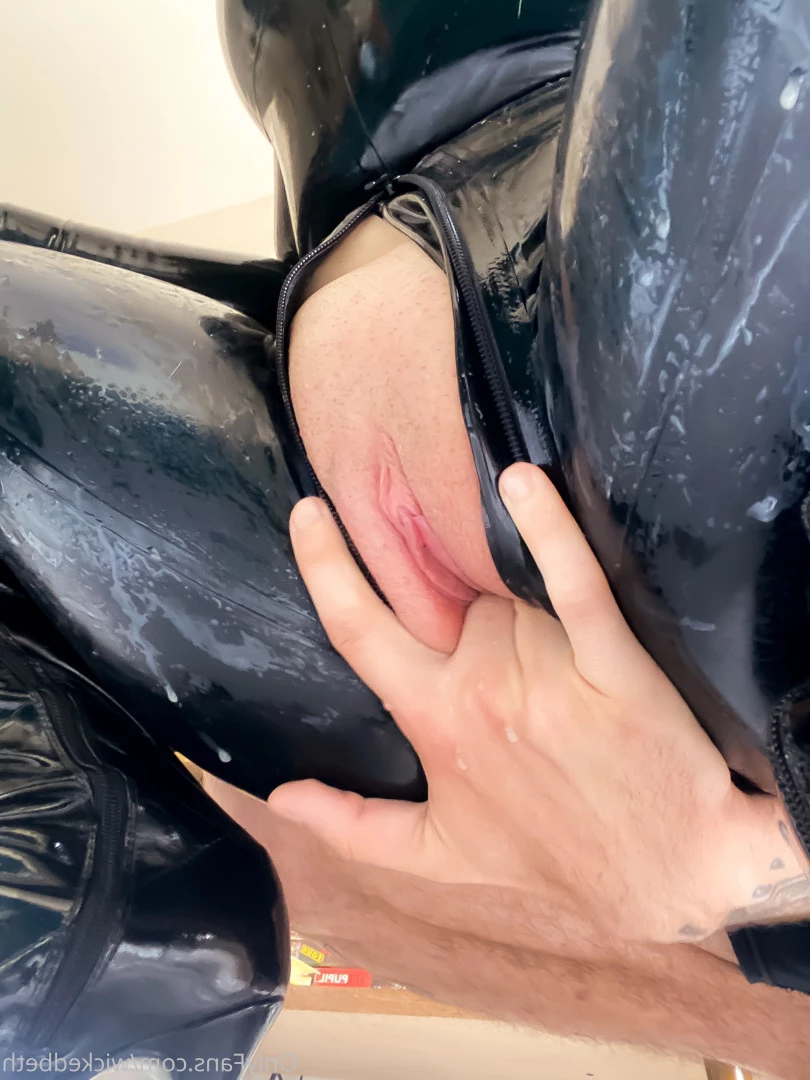 Backdoor Goth 🦇 [ bettyclark ] Onlyfans leaked photo 8831284 on Hotleaks.tv