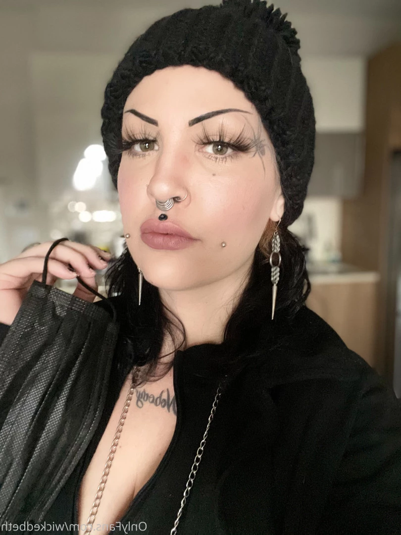 Backdoor Goth 🦇 [ bettyclark ] Onlyfans leaked photo 8831675 on Hotleaks.tv