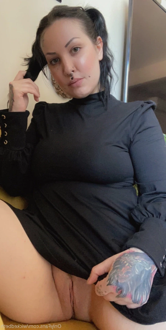 Backdoor Goth 🦇 [ bettyclark ] Onlyfans leaked photo 8835119 on Hotleaks.tv