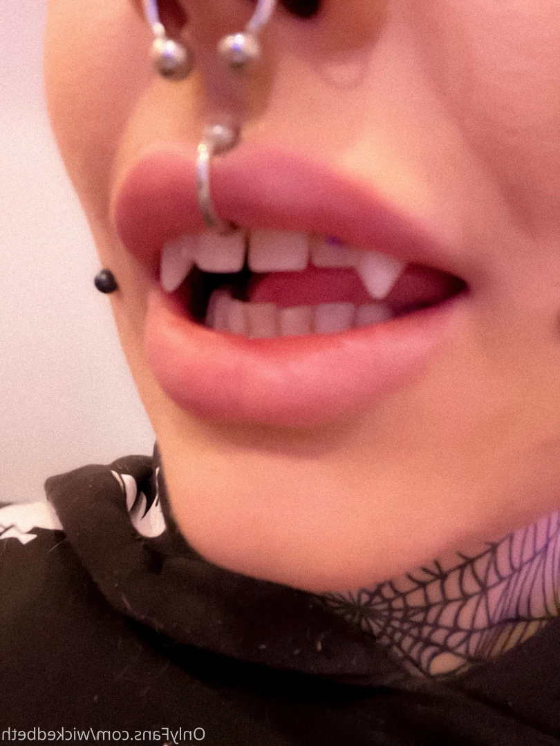 Backdoor Goth 🦇 [ bettyclark ] Onlyfans leaked photo 8835572 on Hotleaks.tv