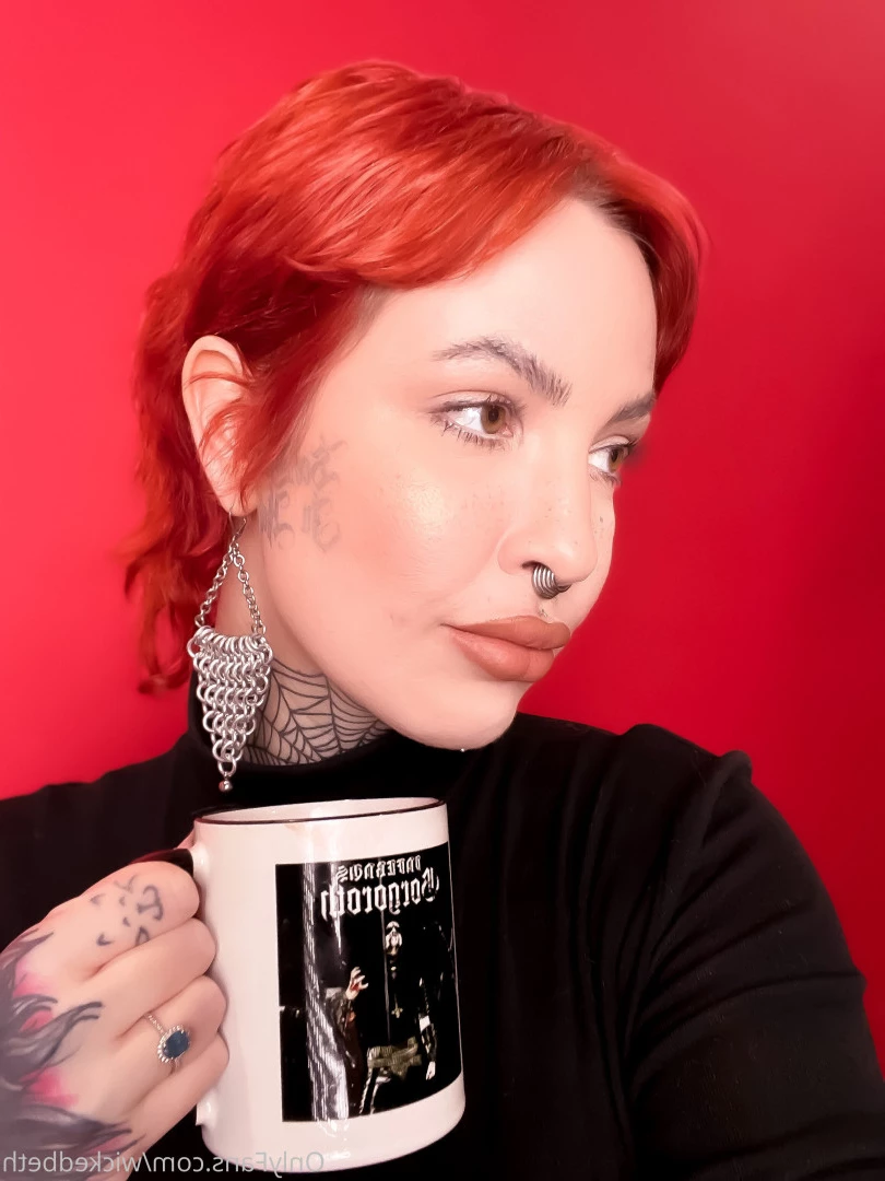 Backdoor Goth 🦇 [ bettyclark ] Onlyfans leaked photo 8836779 on Hotleaks.tv