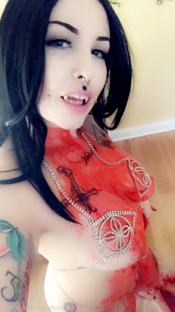 Backdoor Goth 🦇 [ bettyclark ] Onlyfans leaked photo 8839663 on Hotleaks.tv
