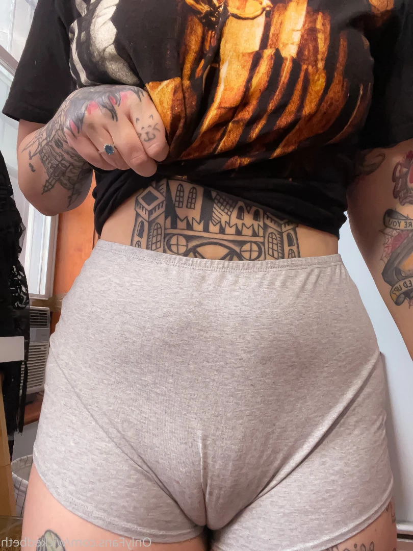 Backdoor Goth 🦇 [ bettyclark ] Onlyfans leaked photo 8840398 on Hotleaks.tv