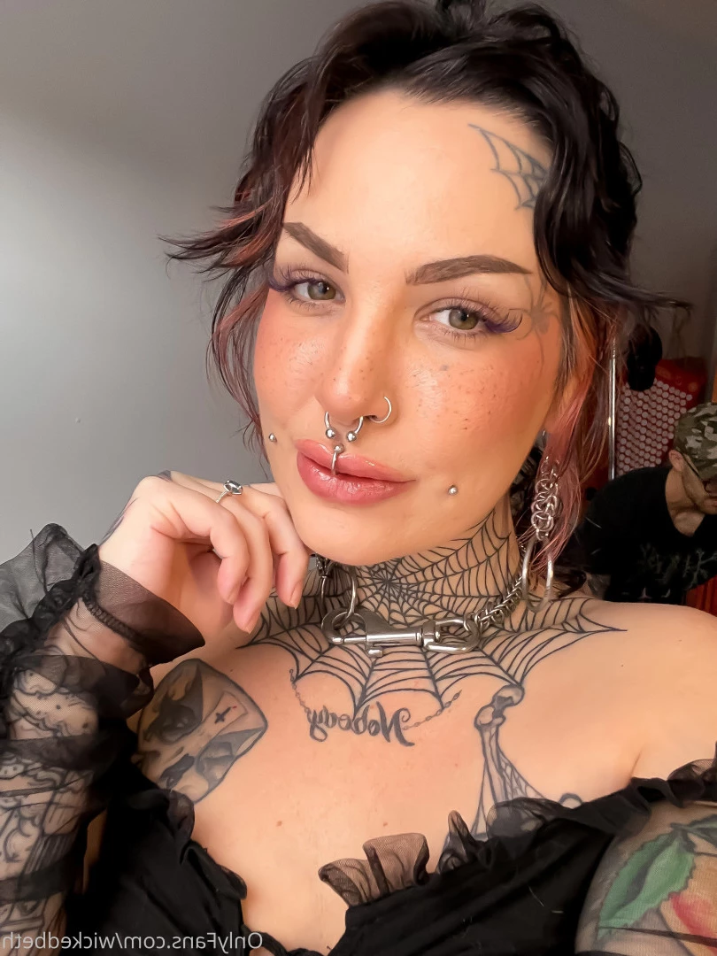 Backdoor Goth 🦇 [ bettyclark ] Onlyfans leaked photo 8841724 on Hotleaks.tv