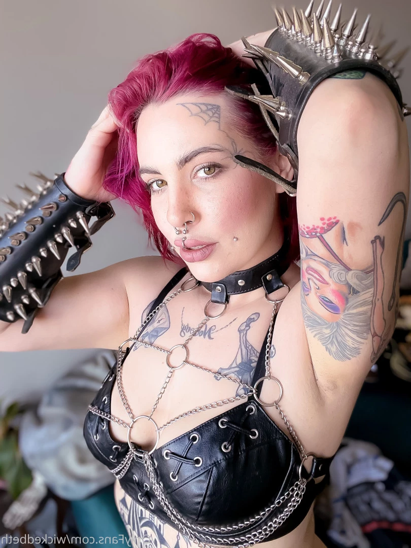 Backdoor Goth 🦇 [ bettyclark ] Onlyfans leaked photo 8842081 on Hotleaks.tv
