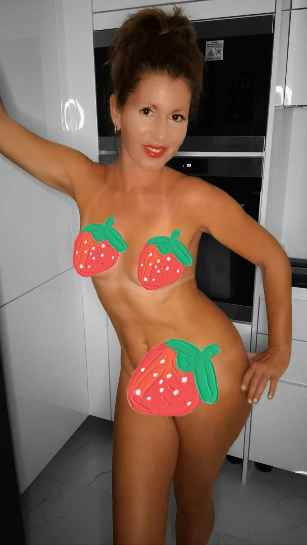 Miss Betty Jam [ bettyjam ] Onlyfans leaked photo 8696607 on Hotleaks.tv