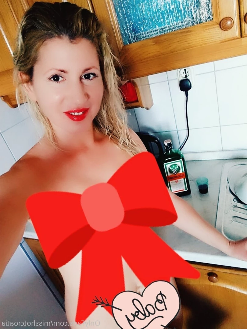 Miss Betty Jam [ bettyjam ] Onlyfans leaked photo 8699140 on Hotleaks.tv