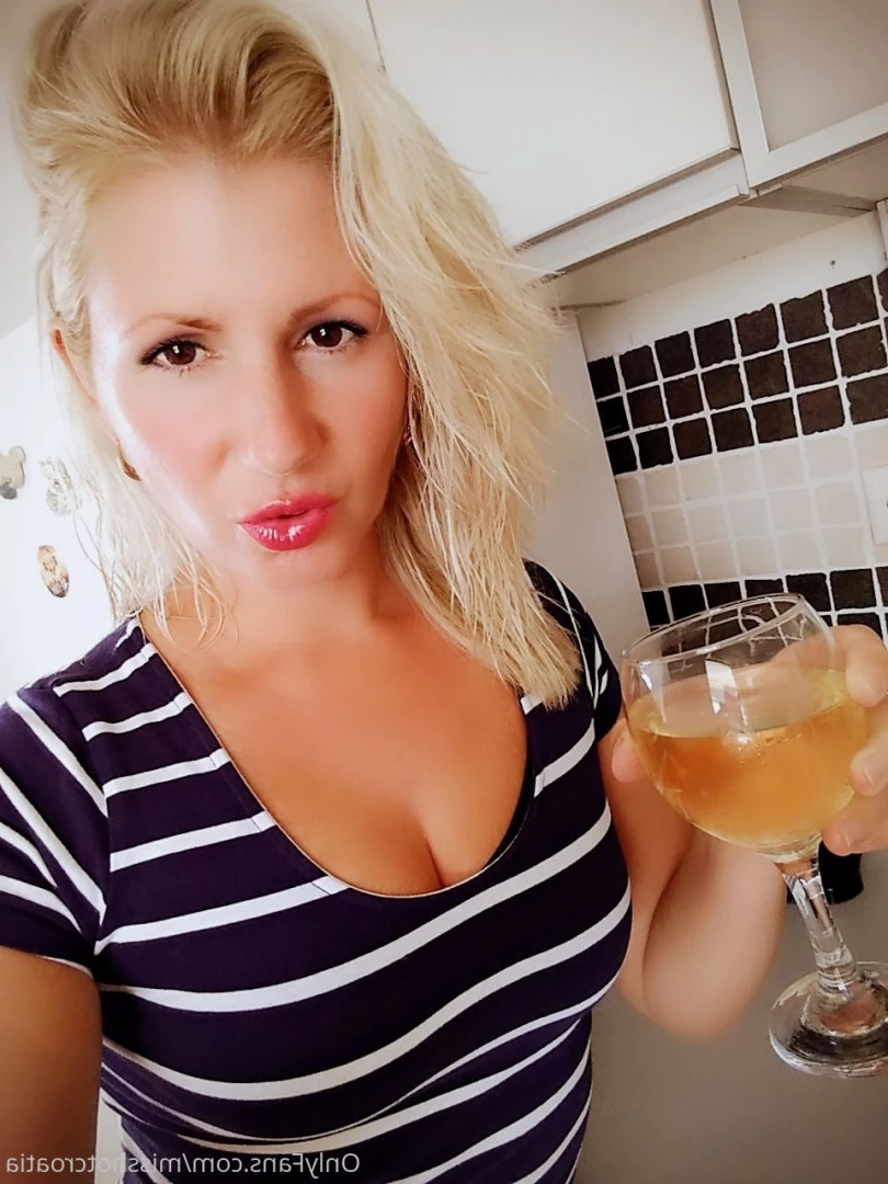 Miss Betty Jam [ bettyjam ] Onlyfans leaked photo 8701914 on Hotleaks.tv
