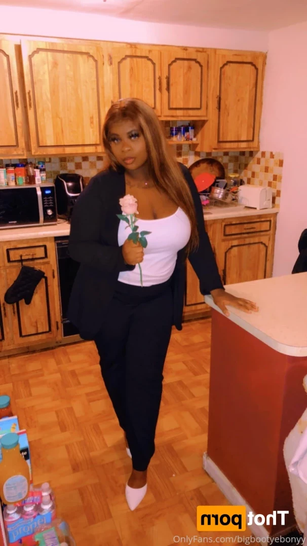 Ebony Love aka Bratty [ bigbootyebonyy ] Onlyfans leaked photo 13037128 on Hotleaks.tv