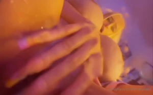 Brie [ bigtittybrie ] Onlyfans leaked video 10479463 on Hotleaks.tv