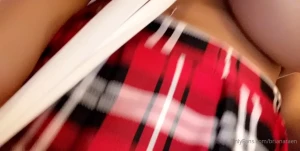 10479608