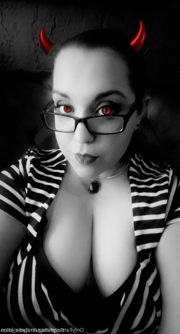 𝖡𝖨𝖦•𝖴𝖫𝖳𝖱𝖠• feat.@rockerchickthick [ bigultrapromotion ] Onlyfans leaked photo 13099819 on Hotleaks.tv