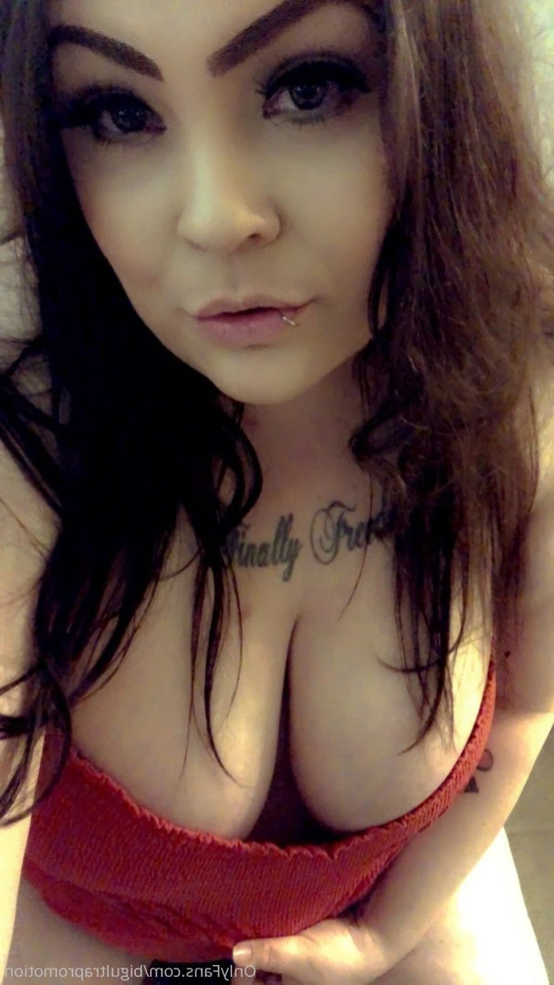 𝖡𝖨𝖦•𝖴𝖫𝖳𝖱𝖠• feat.@rockerchickthick [ bigultrapromotion ] Onlyfans leaked photo 13112476 on Hotleaks.tv