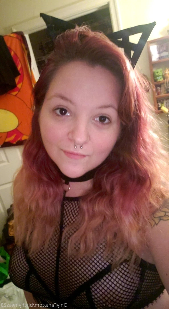 bitchymess23 Onlyfans leaked photo 9811927 on Hotleaks.tv