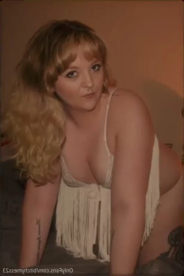 bitchymess23 Onlyfans leaked photo 9812067 on Hotleaks.tv
