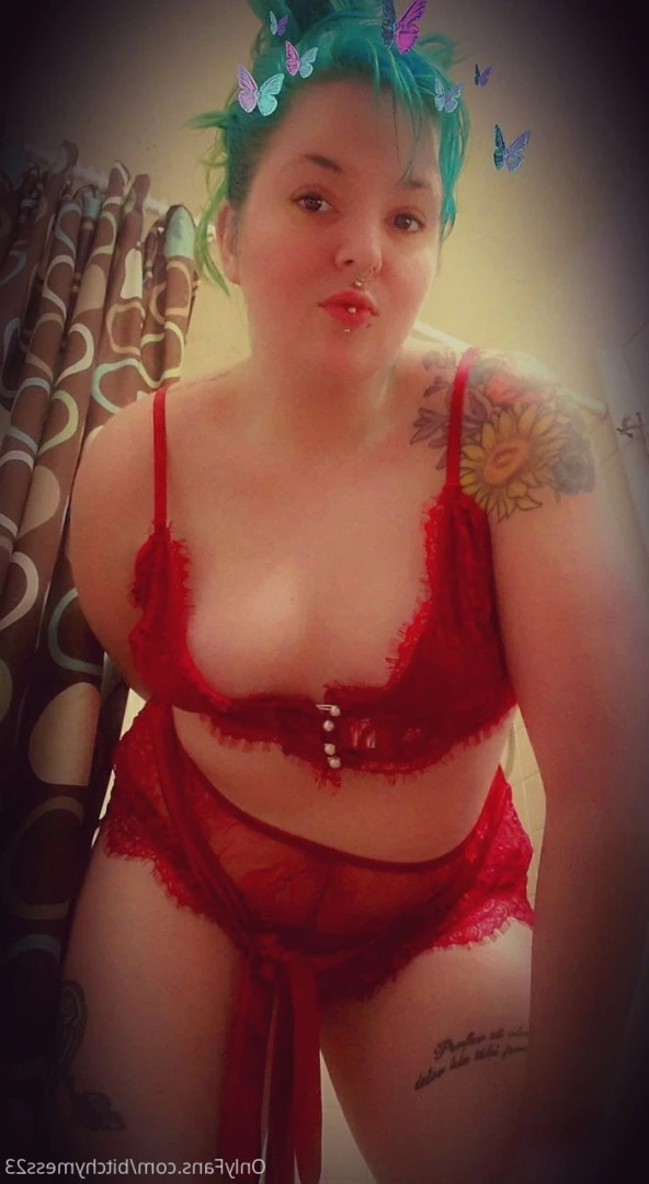 bitchymess23 Onlyfans leaked photo 9813214 on Hotleaks.tv