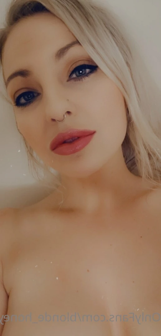 Amberly Trishelle [ blonde_honey22 ] Onlyfans leaked photo 8691494 on Hotleaks.tv