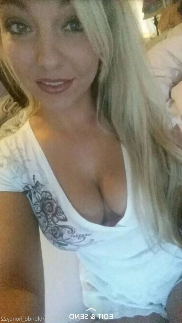 Amberly Trishelle [ blonde_honey22 ] Onlyfans leaked photo 8691748 on Hotleaks.tv