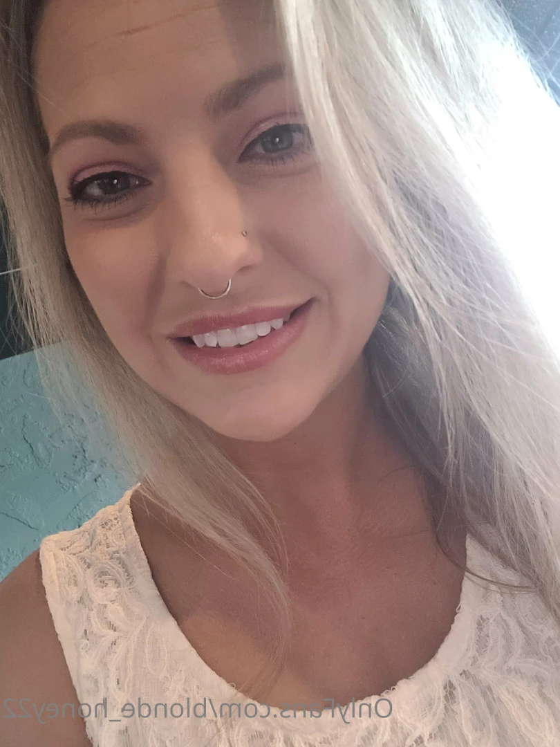 Amberly Trishelle [ blonde_honey22 ] Onlyfans leaked photo 8692359 on Hotleaks.tv