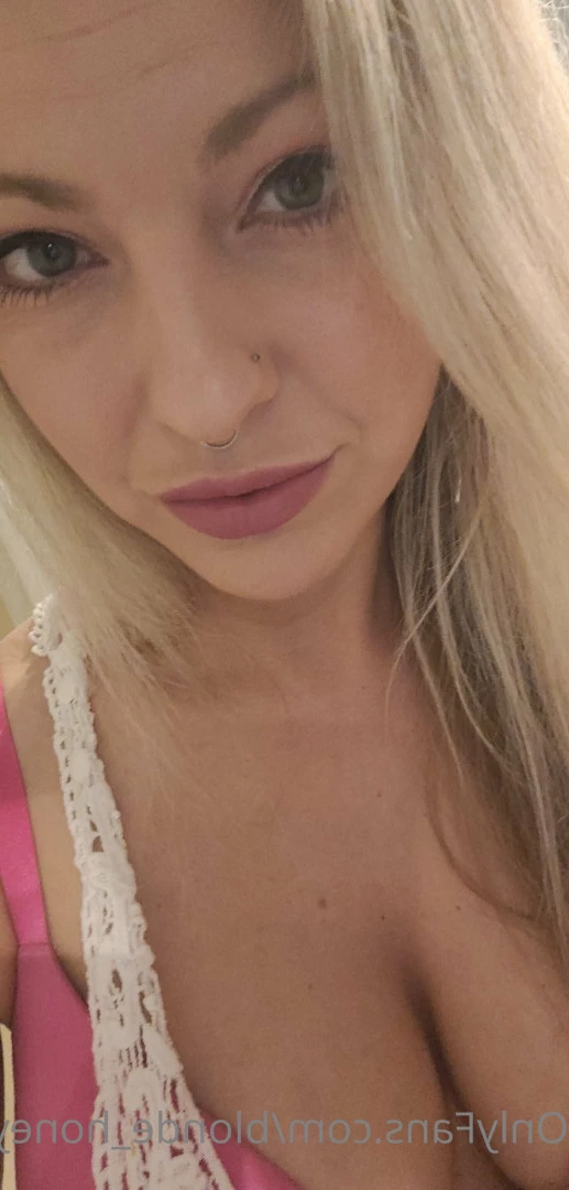 Amberly Trishelle [ blonde_honey22 ] Onlyfans leaked photo 8692671 on Hotleaks.tv