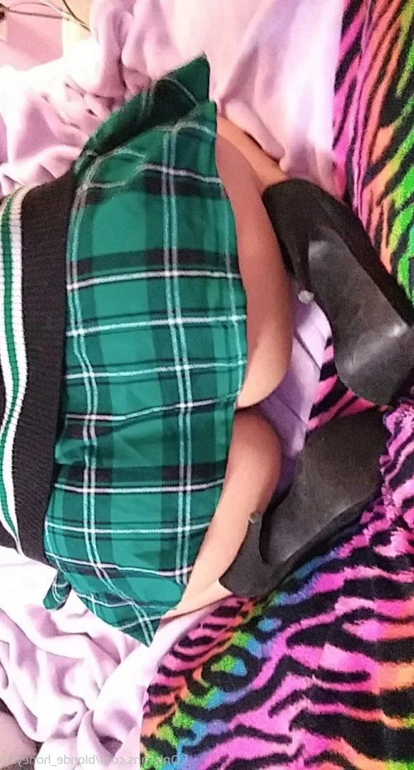 Amberly Trishelle [ blonde_honey22 ] Onlyfans leaked photo 8692766 on Hotleaks.tv