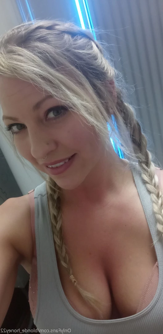 Amberly Trishelle [ blonde_honey22 ] Onlyfans leaked photo 8692814 on Hotleaks.tv