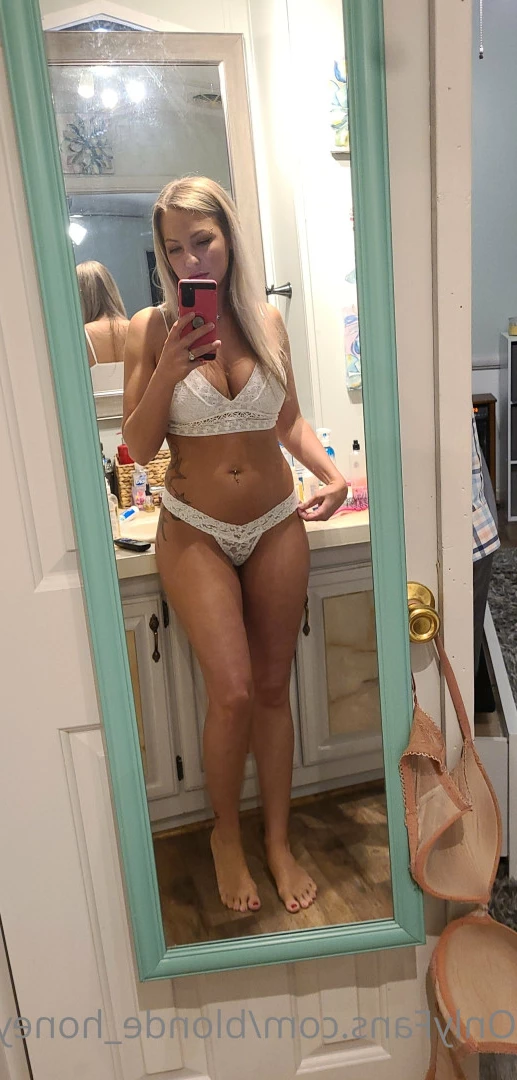 Amberly Trishelle [ blonde_honey22 ] Onlyfans leaked photo 8693179 on Hotleaks.tv