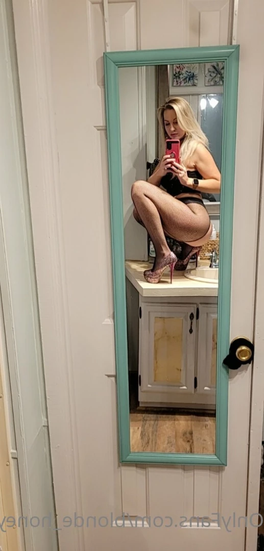 Amberly Trishelle [ blonde_honey22 ] Onlyfans leaked photo 8693376 on Hotleaks.tv