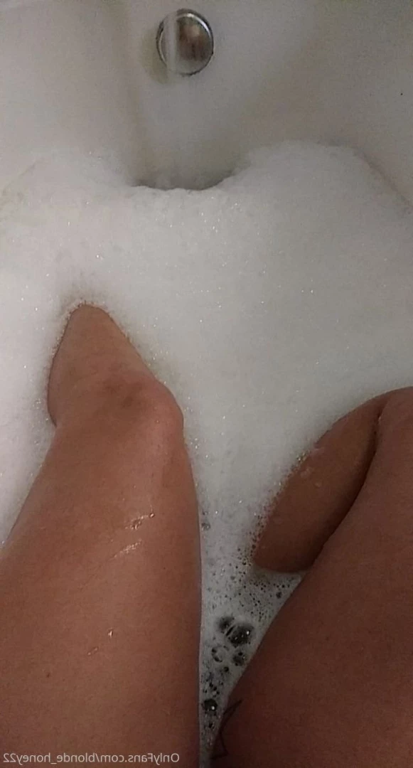 Amberly Trishelle [ blonde_honey22 ] Onlyfans leaked photo 8694785 on Hotleaks.tv
