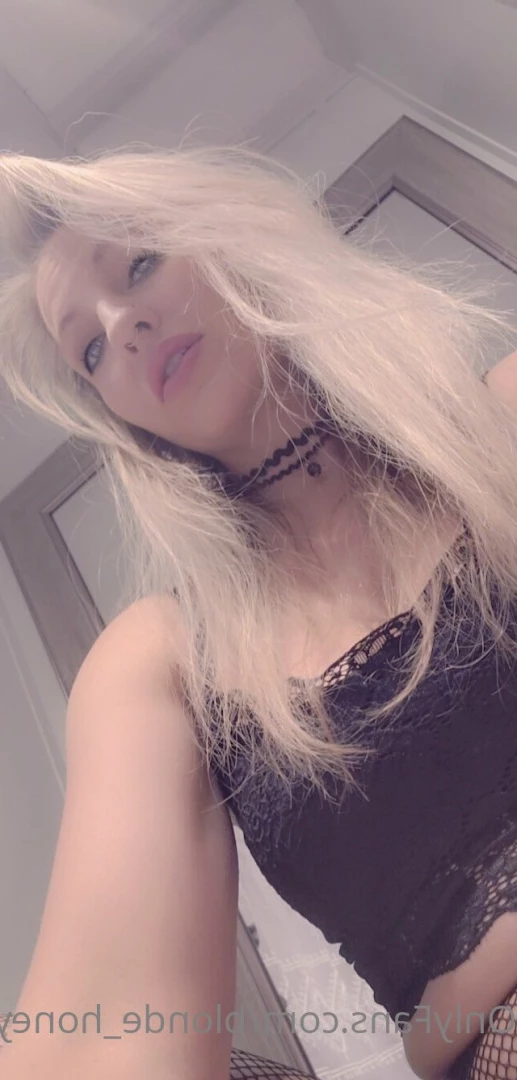Amberly Trishelle [ blonde_honey22 ] Onlyfans leaked photo 8694951 on Hotleaks.tv