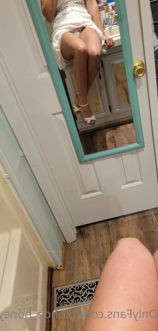 Amberly Trishelle [ blonde_honey22 ] Onlyfans leaked photo 8695033 on Hotleaks.tv