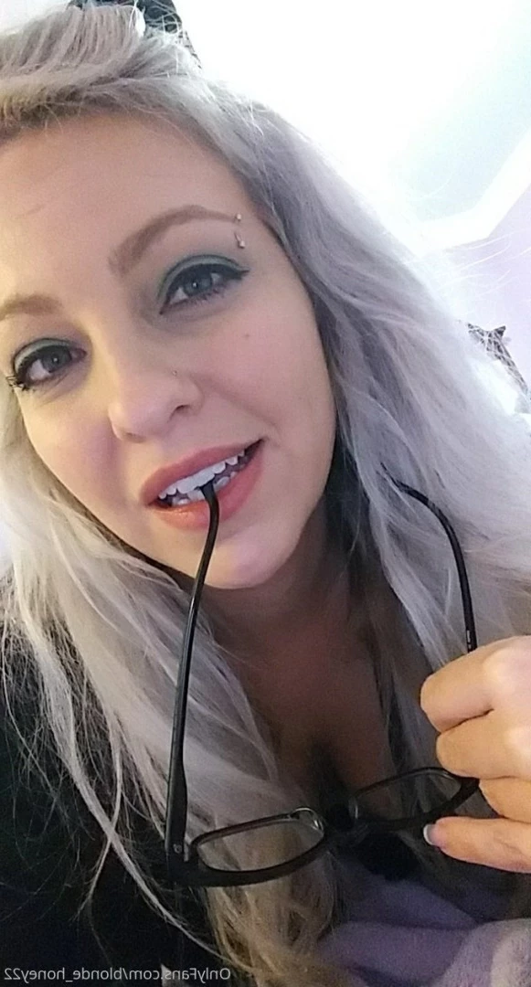 Amberly Trishelle [ blonde_honey22 ] Onlyfans leaked photo 8695480 on Hotleaks.tv