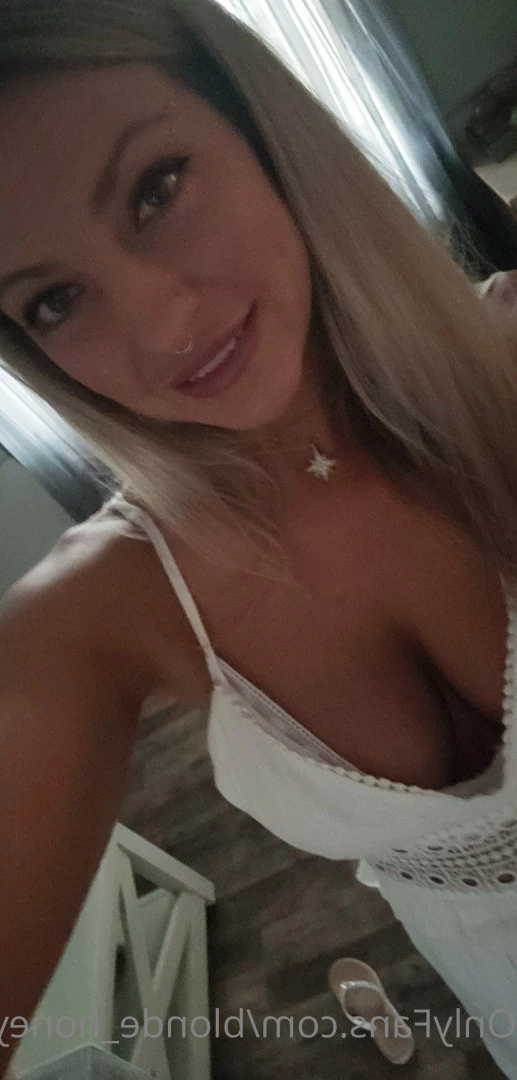 Amberly Trishelle [ blonde_honey22 ] Onlyfans leaked photo 8695500 on Hotleaks.tv