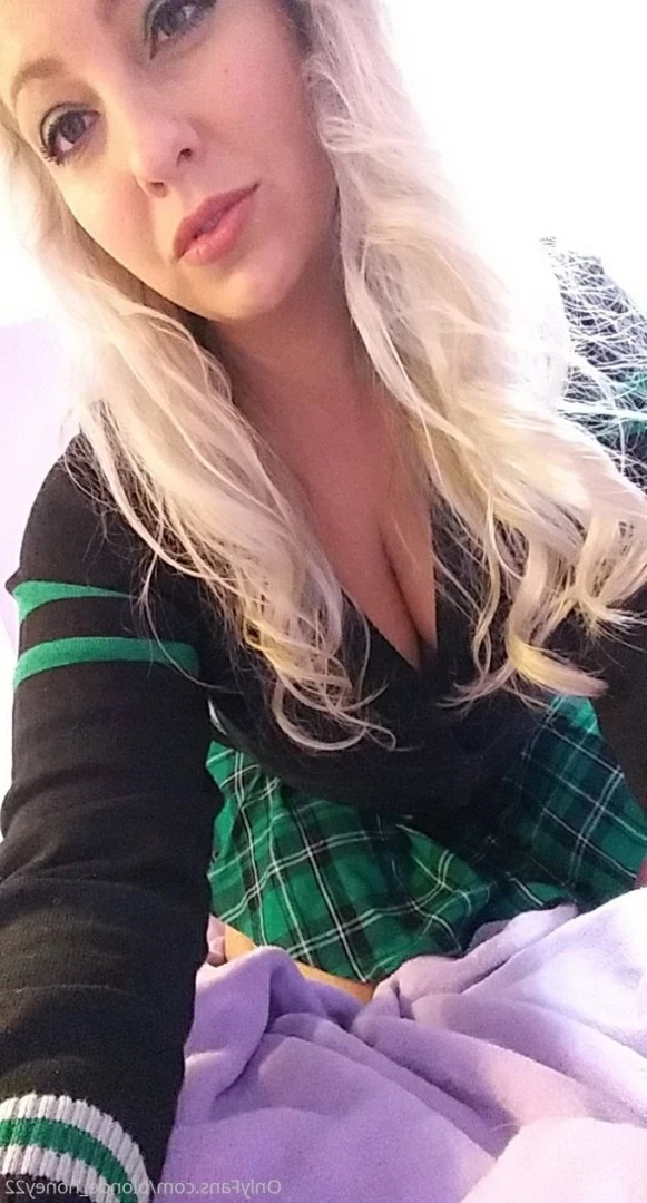 Amberly Trishelle [ blonde_honey22 ] Onlyfans leaked photo 8695815 on Hotleaks.tv