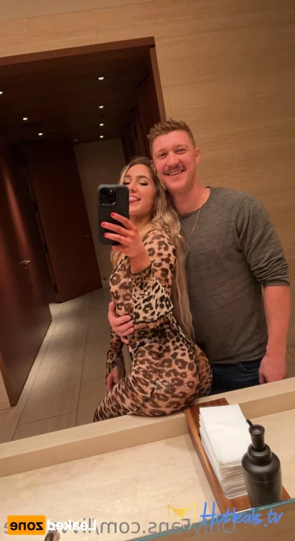 The girl next door [ livvalittle ] Onlyfans leaked photo 15923625 on Hotleaks.tv