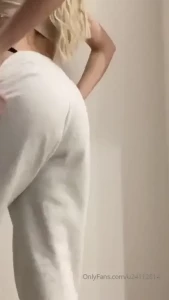 10477895