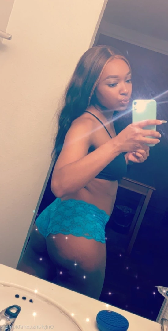 BLU WAVY🌊 [ blumere ] Onlyfans leaked photo 11507782 on Hotleaks.tv