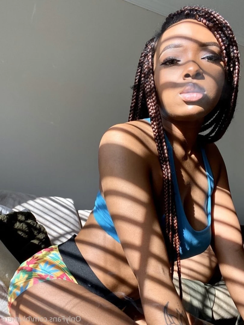 BLU WAVY🌊 [ blumere ] Onlyfans leaked photo 14722456 on Hotleaks.tv