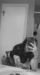 10475705