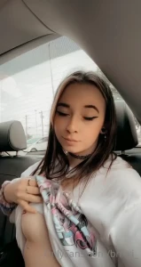 10475744