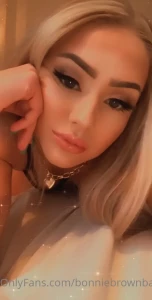 10475445